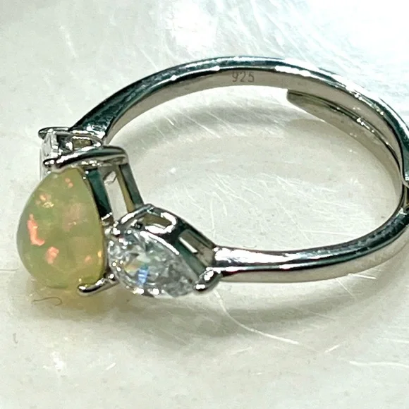 1.5ct Natural Opal Topaz 14KGP Ring - Picture 3 of 4